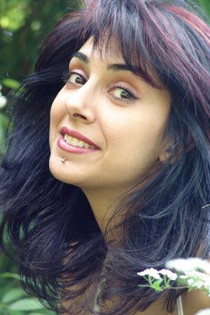 Taies Farzan profil kép