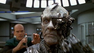 Star Trek: Voyager 3. évad Ep.17 Egyesülés