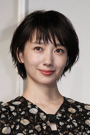 波瑠 profil kép