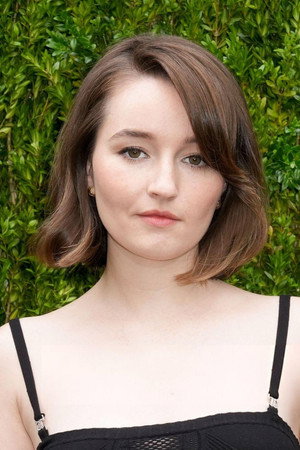 Kaitlyn Dever profil kép