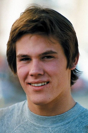Josh Brolin profil kép