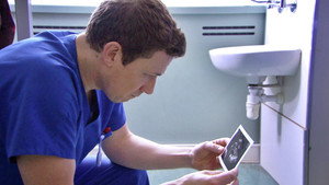 Holby City 15. évad Ep.49 49. epizód