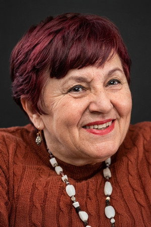 Suna Pekuysal profil kép