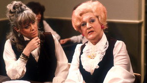 Are You Being Served? 9. évad Ep.3 3. epizód
