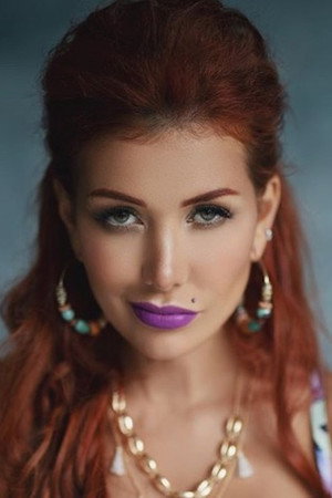 Николь Кузнецова profil kép