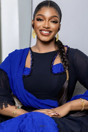 Nefertiti Sow profil kép