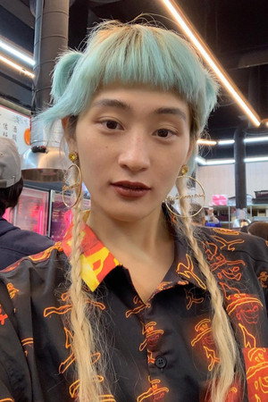 コムアイ profil kép