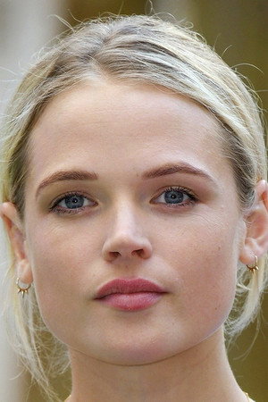 Gabriella Wilde profil kép