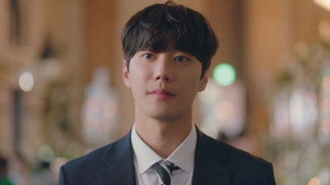 일당백집사 1. évad Ep.10 10. epizód