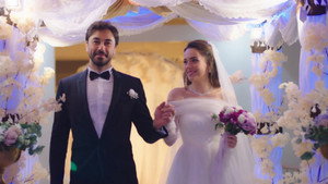 Összetört szívek 1. évad Ep.25 25. epizód
