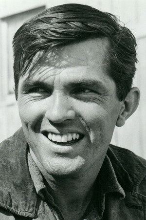 Tom Skerritt profil kép