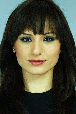 Nur Tüzün profil kép