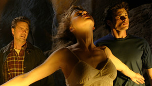 Smallville 3. évad Ep.22 Szövetség