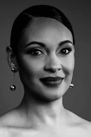Cynthia Addai-Robinson profil kép