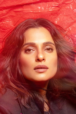 Priya Bapat profil kép