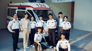 奔跑吧，医生 kép