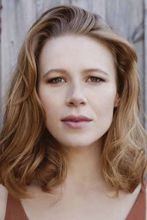 Anna McGahan profil kép