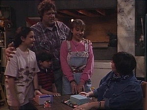 Roseanne 2. évad Ep.24 24. epizód