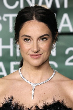 Shailene Woodley profil kép