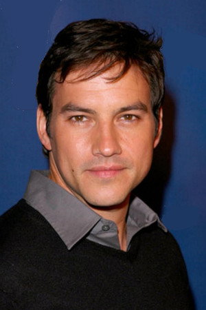 Tyler Christopher profil kép