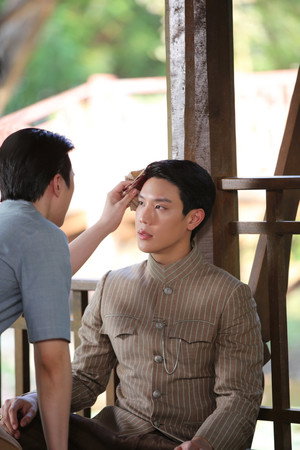 จาฤกรติชา poszter