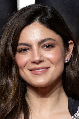 Monica Barbaro profil kép