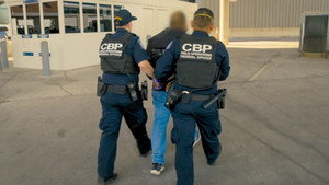 Contraband: Seized at the Border 1. évad Ep.9 9. epizód