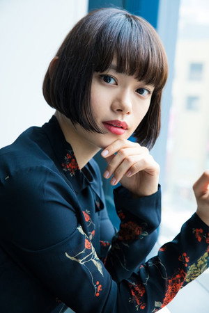 杉咲花 profil kép