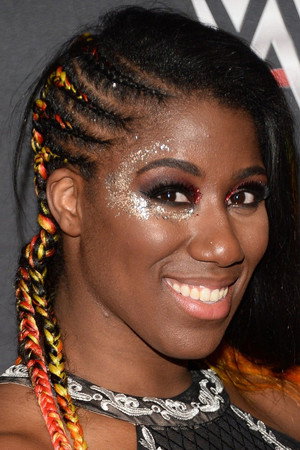 Adrienne Palmer profil kép
