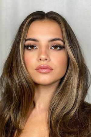 Isabela Merced profil kép
