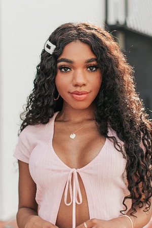 Teala Dunn profil kép