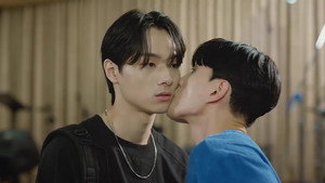 와이 알 유? kép