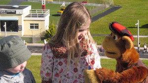 Milkshake! Monkey's Top Nanas Rhymes 1. évad Ep.2 2. epizód