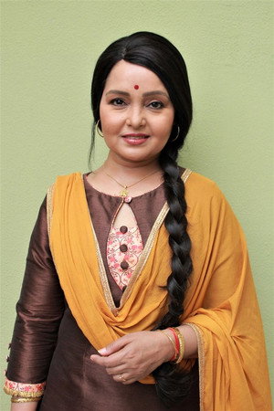 Ananya Khare profil kép