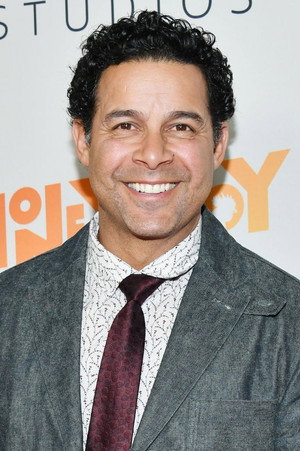 Jon Huertas profil kép