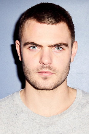 Alex Roe profil kép