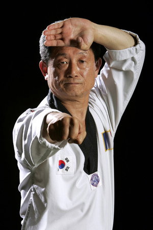 Kwan-Young Lee profil kép
