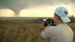 Storm Chasers előzetes