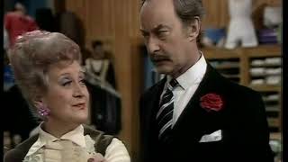 Are You Being Served? előzetes