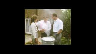 Ever Decreasing Circles előzetes