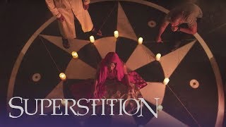 Superstition előzetes